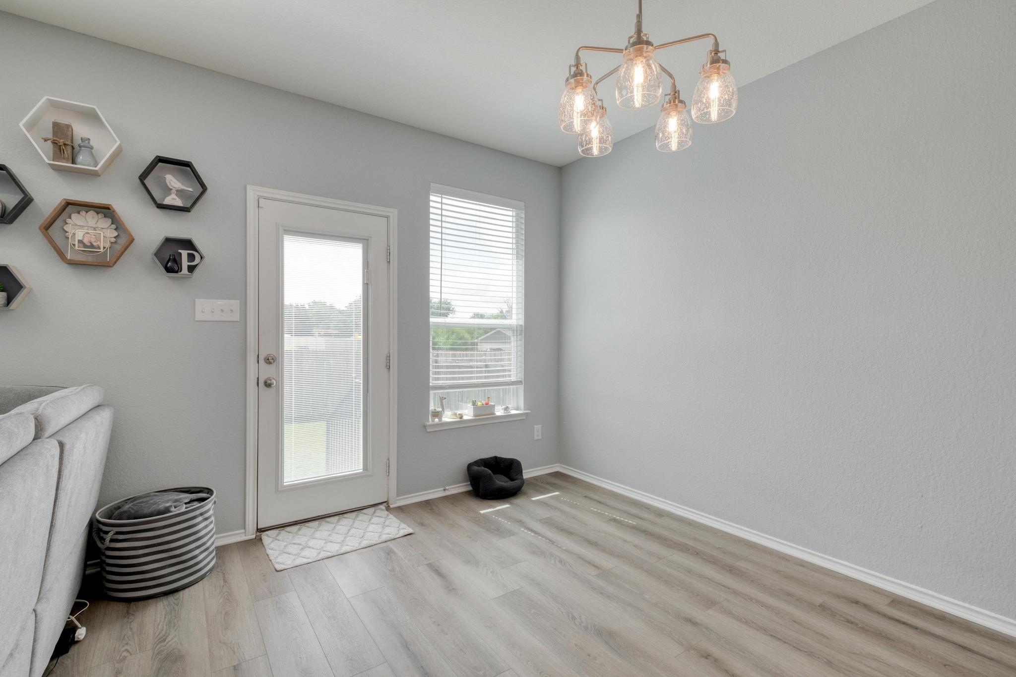 119 W Point Way Elgin TX 78621