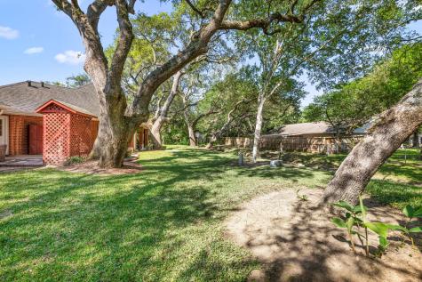 119 Creek Bend Lane Columbus TX 78934