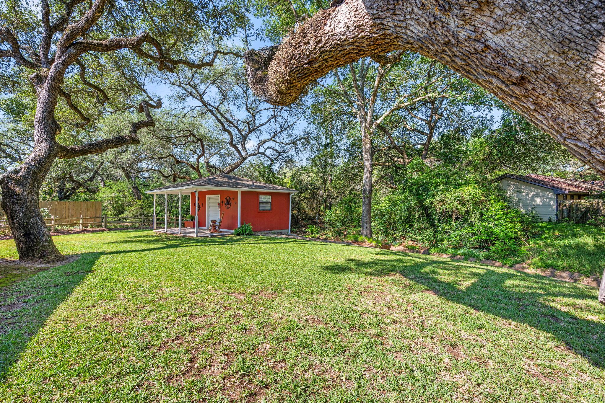 119 Creek Bend Lane Columbus TX 78934