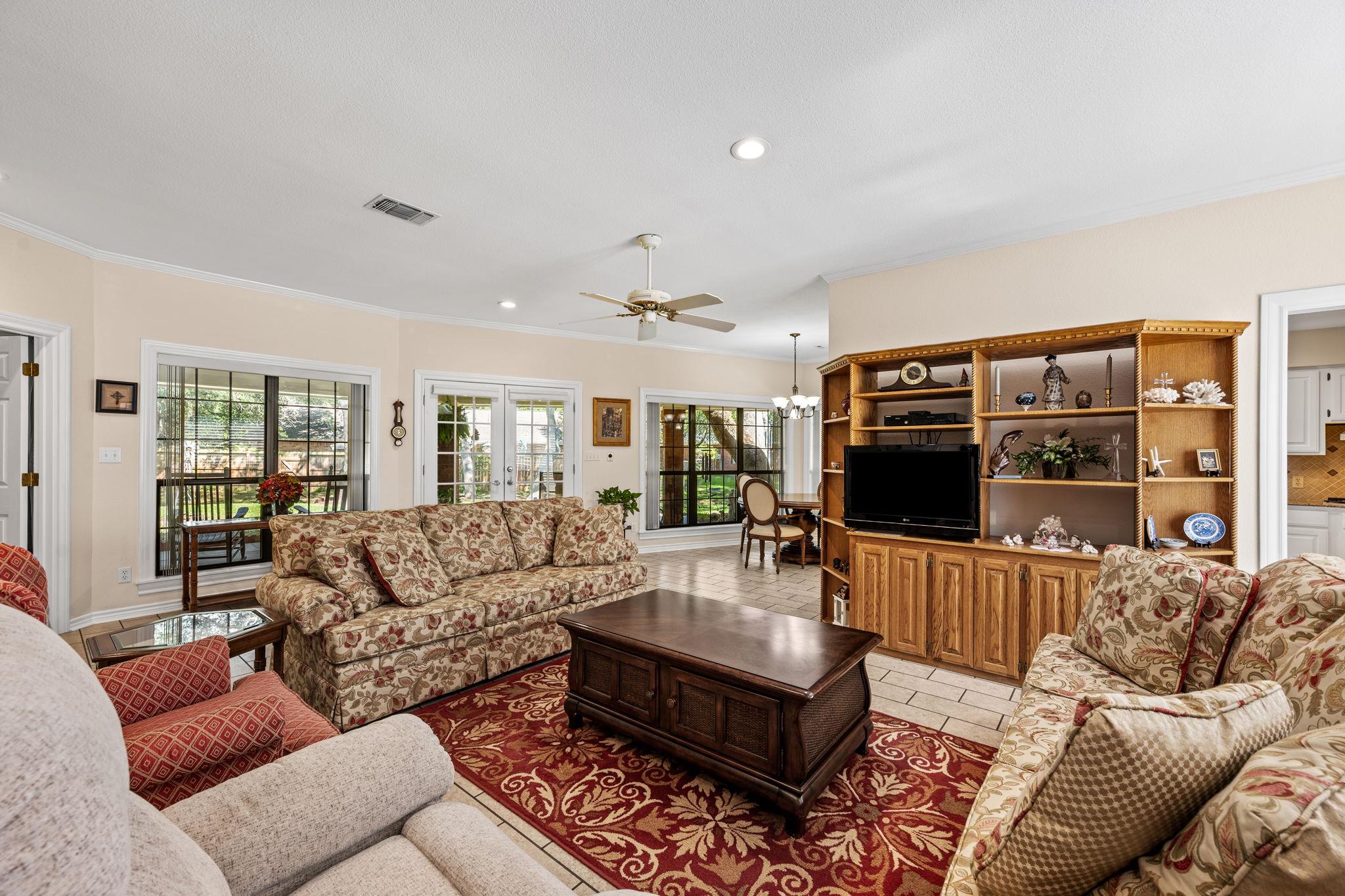 119 Creek Bend Lane Columbus TX 78934