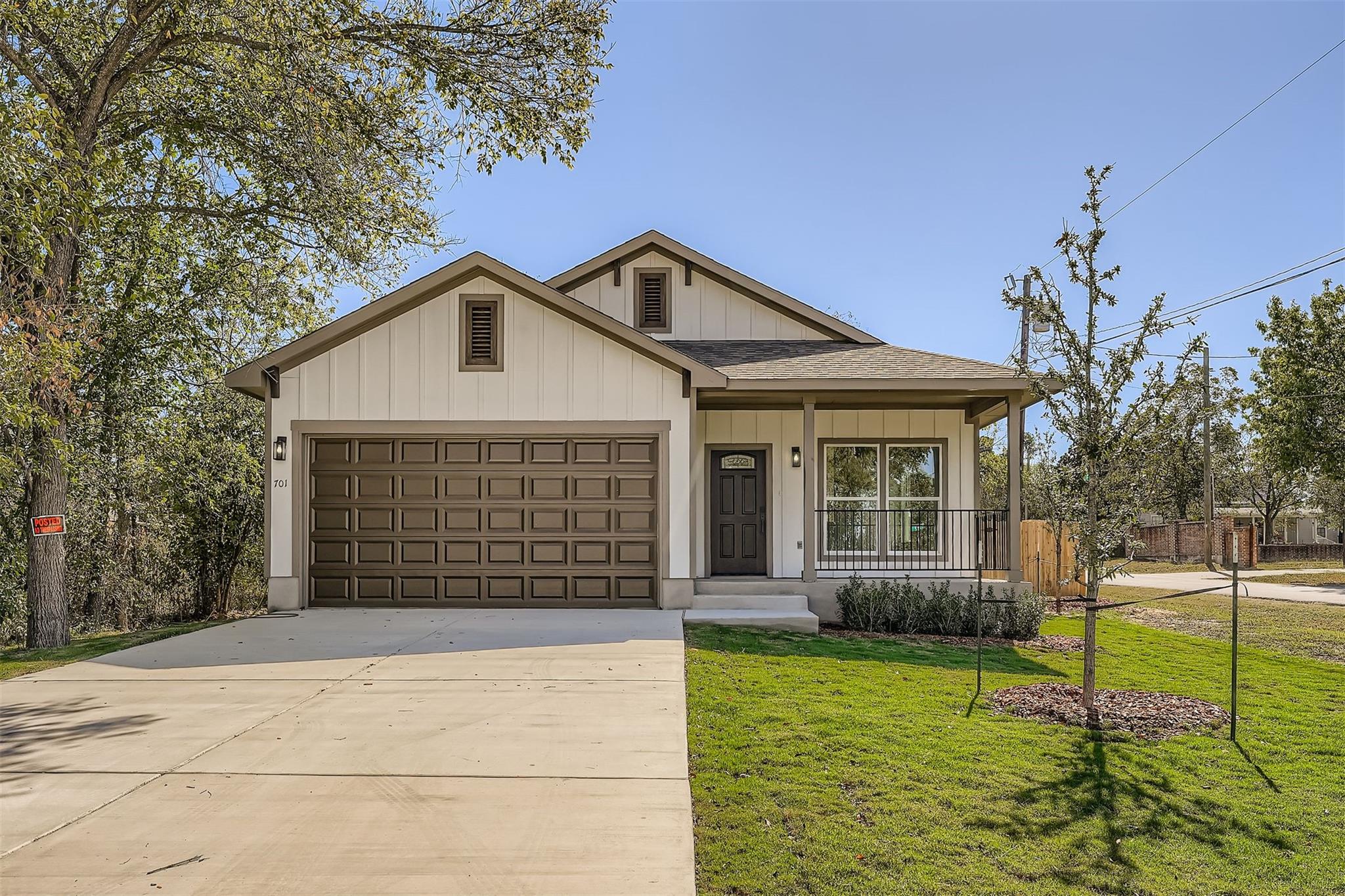 701 E 3rd Street Elgin TX 78621
