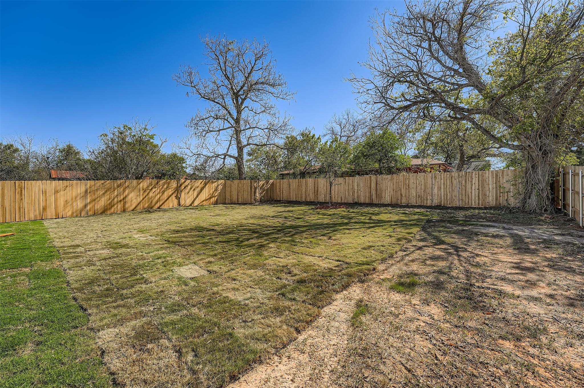 701 E 3rd Street Elgin TX 78621