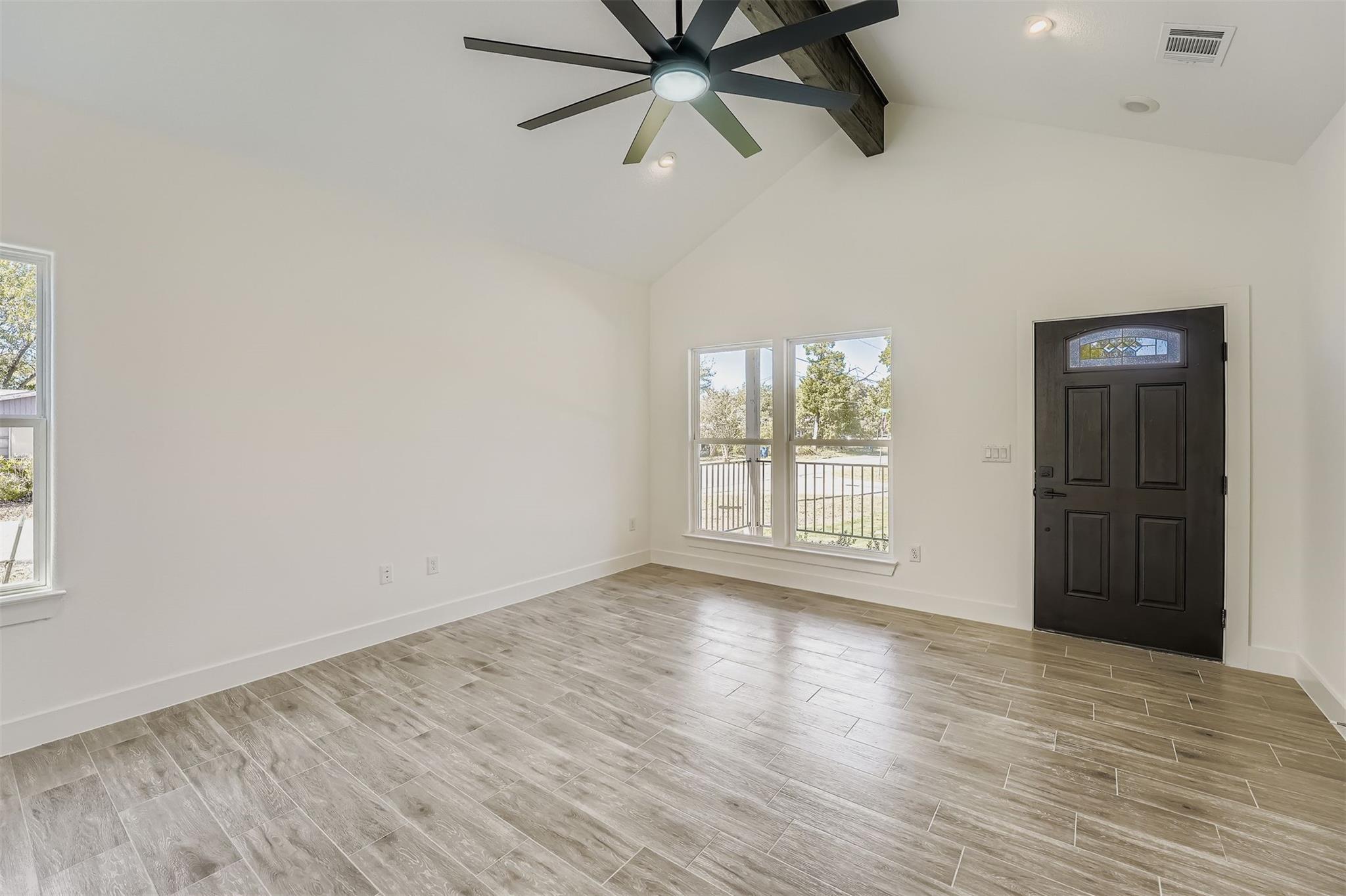 701 E 3rd Street Elgin TX 78621