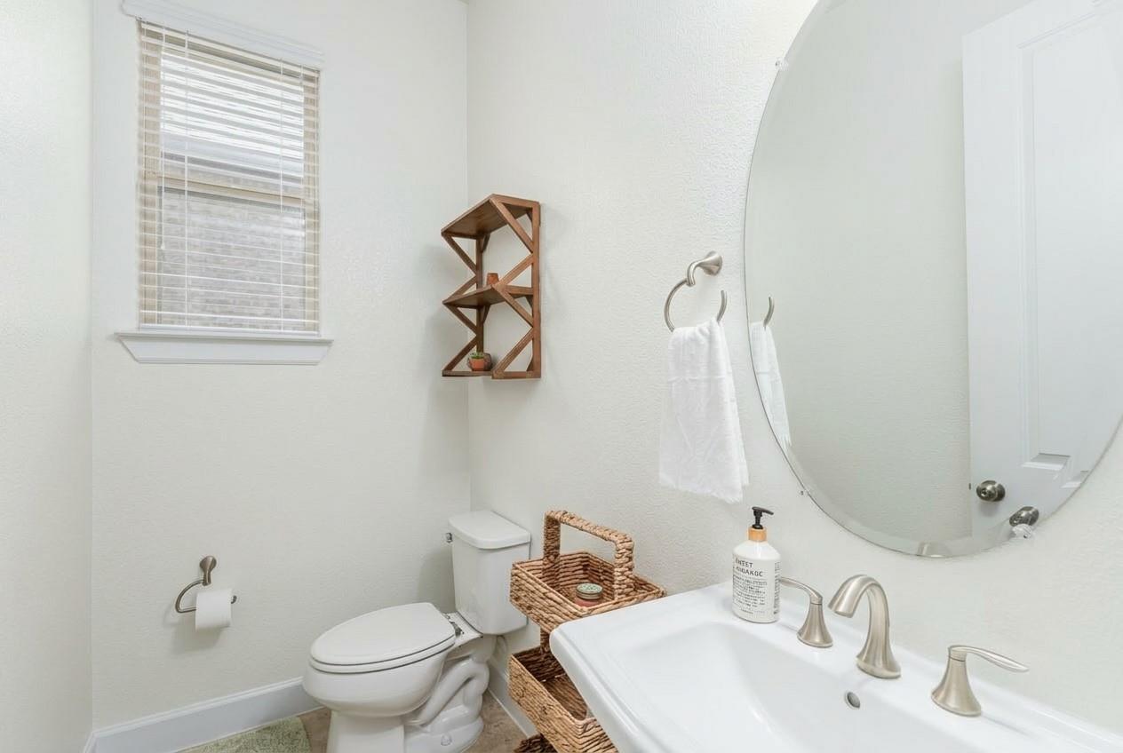 2421 Carretera Drive Leander TX 78641