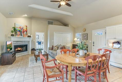 207 River Oaks Drive Wimberley TX 78676