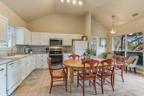 207 River Oaks Drive Wimberley TX 78676