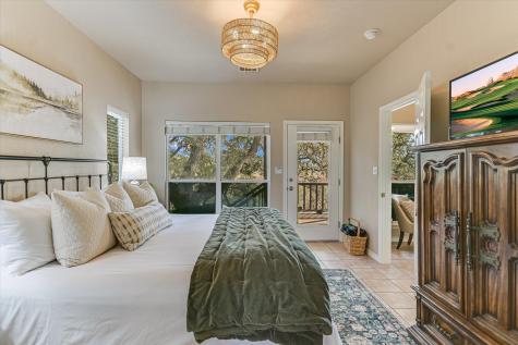 207 River Oaks Drive Wimberley TX 78676