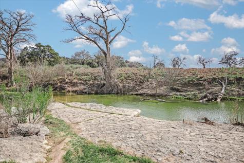207 River Oaks Drive Wimberley TX 78676