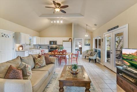 207 River Oaks Drive Wimberley TX 78676