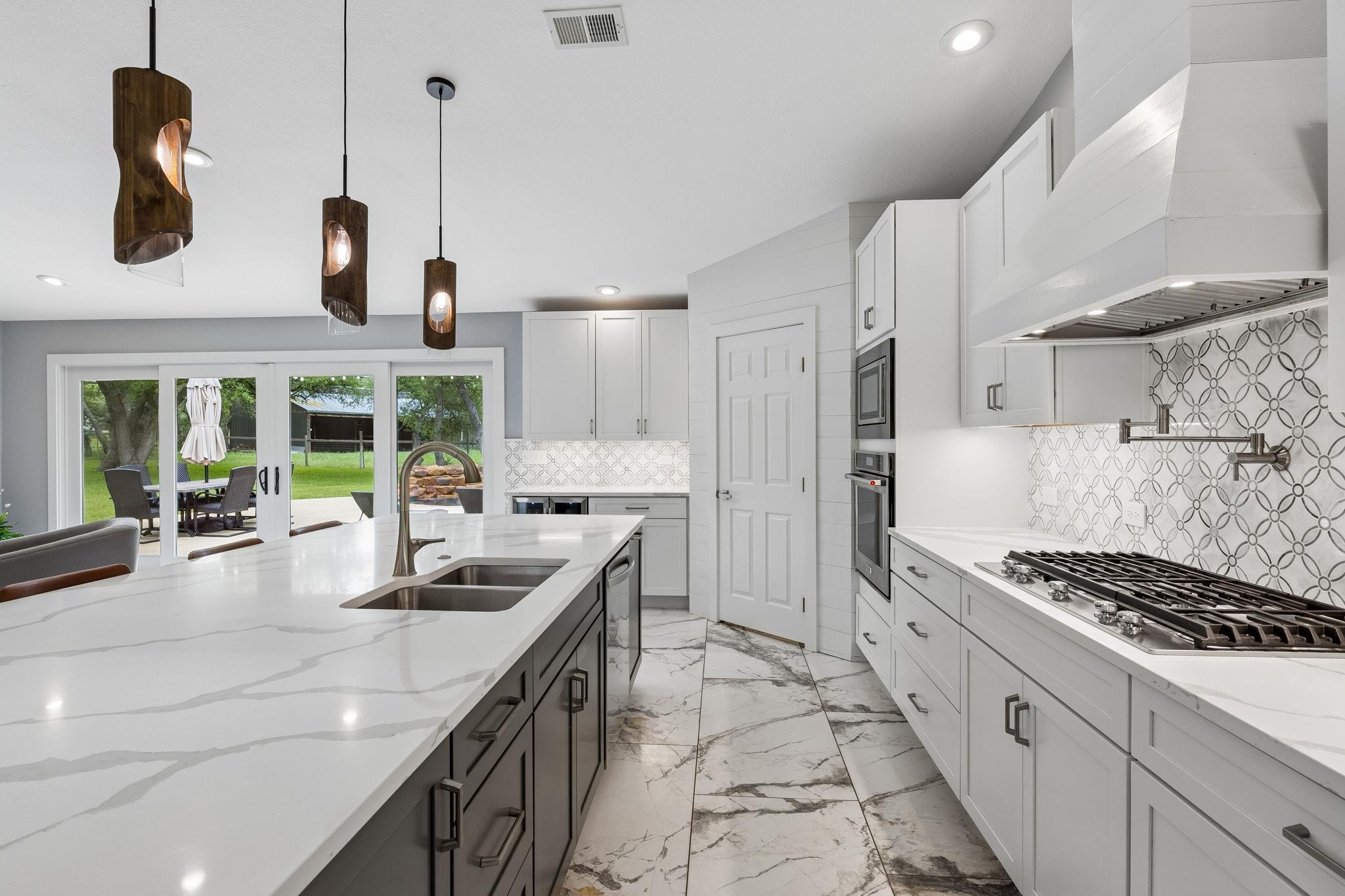 2101 Upper Branch Cove Dripping Springs TX 78620