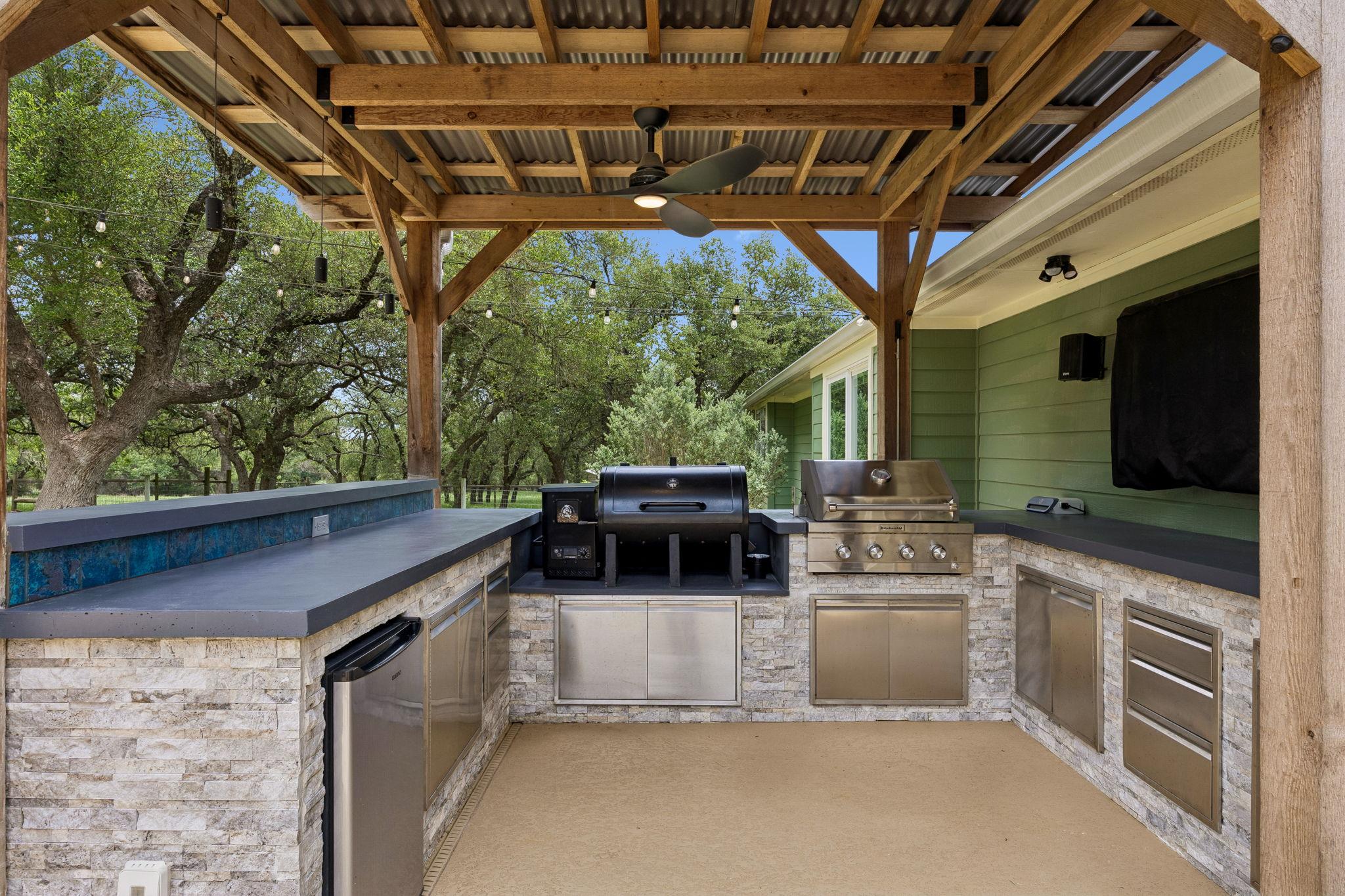 2101 Upper Branch Cove Dripping Springs TX 78620