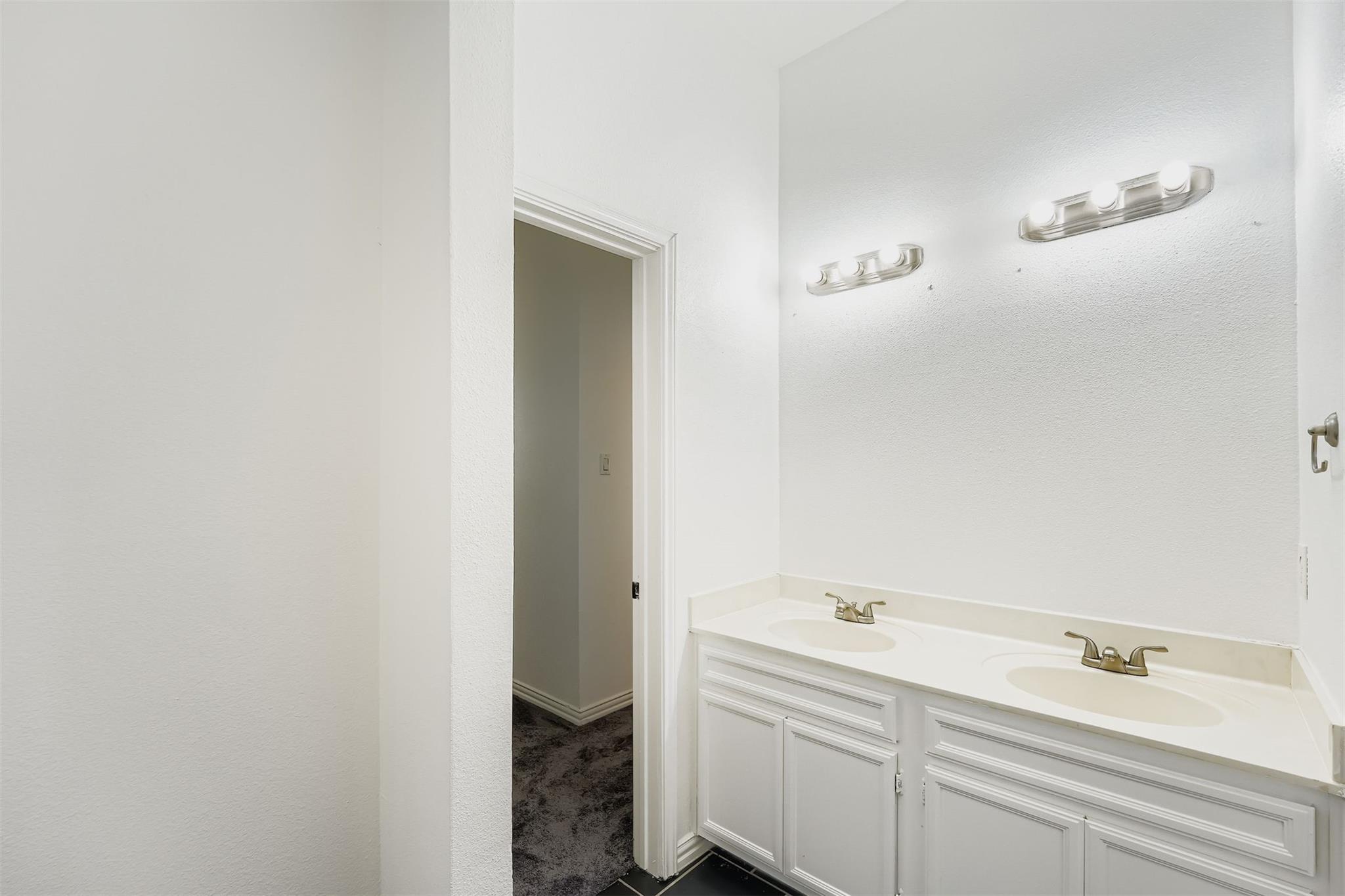 2100 Buckeye Lane Round Rock TX 78664