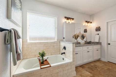 103 Les Lane Smithville TX 78957