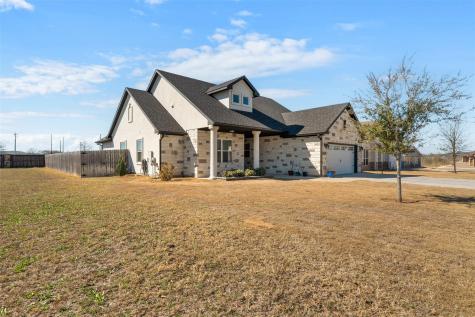 103 Les Lane Smithville TX 78957