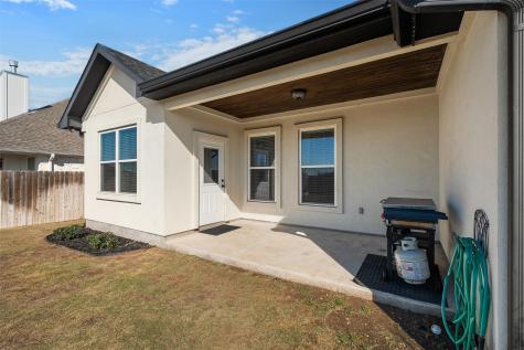103 Les Lane Smithville TX 78957