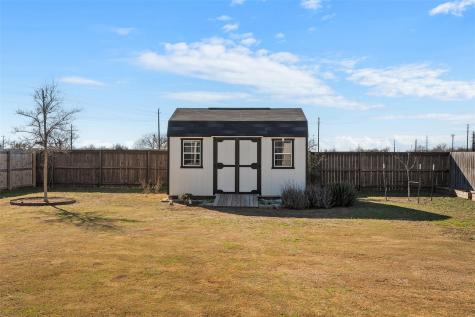 103 Les Lane Smithville TX 78957