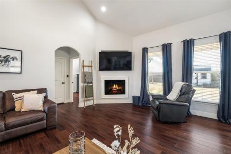 103 Les Lane Smithville TX 78957