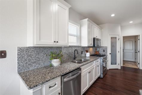 103 Les Lane Smithville TX 78957