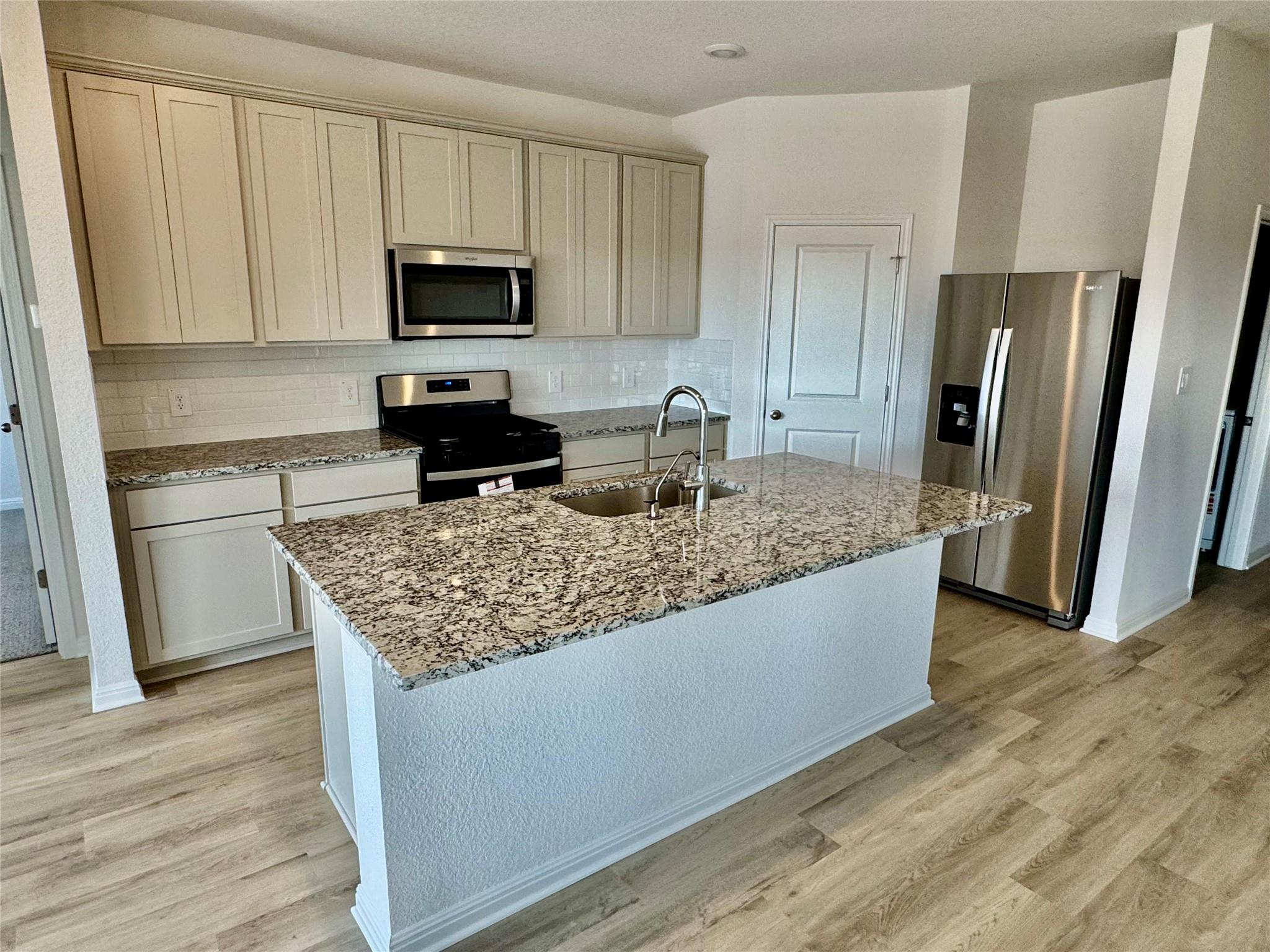 132 Holmby Drive Hutto TX 78634