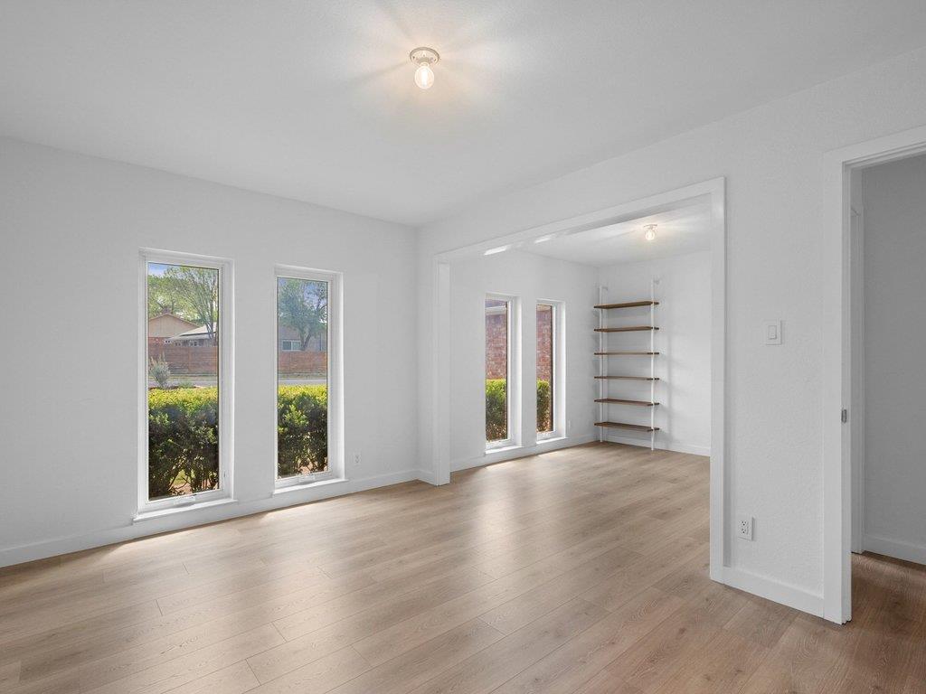 6902 Meadow Run Austin TX 78745