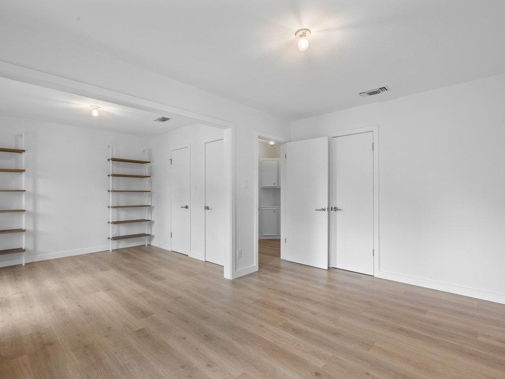 6902 Meadow Run Austin TX 78745