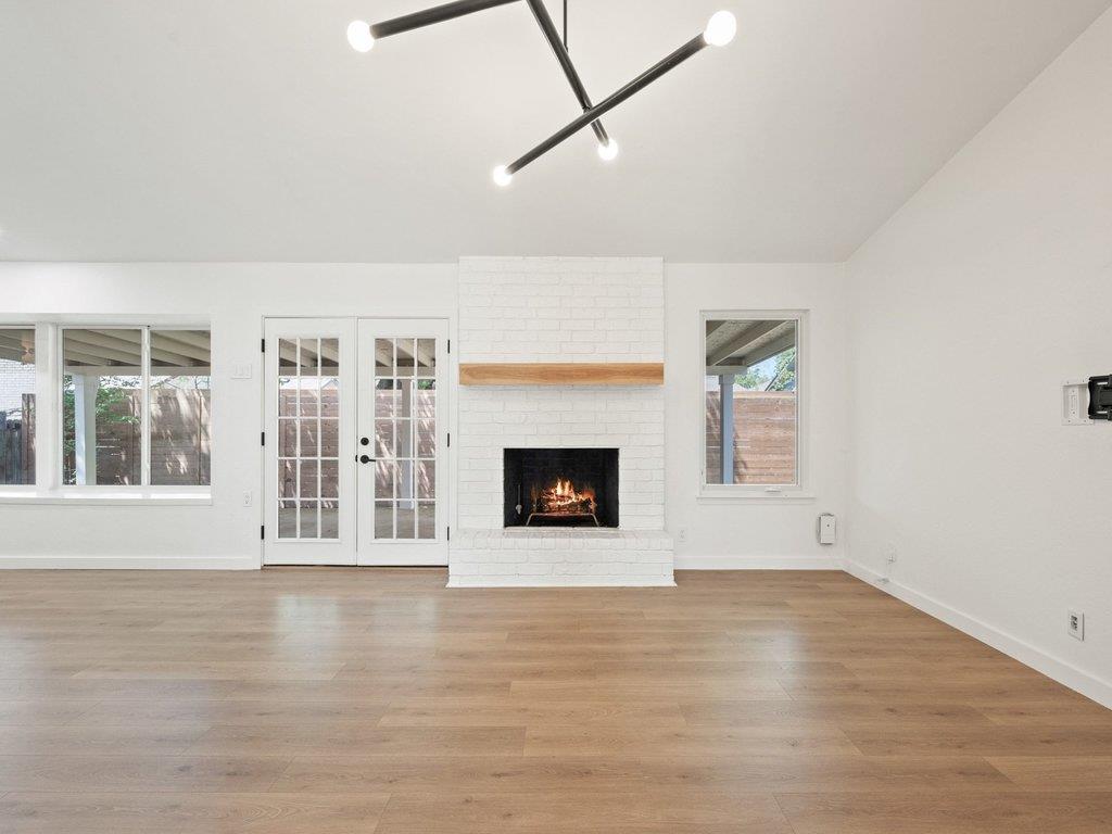 6902 Meadow Run Austin TX 78745