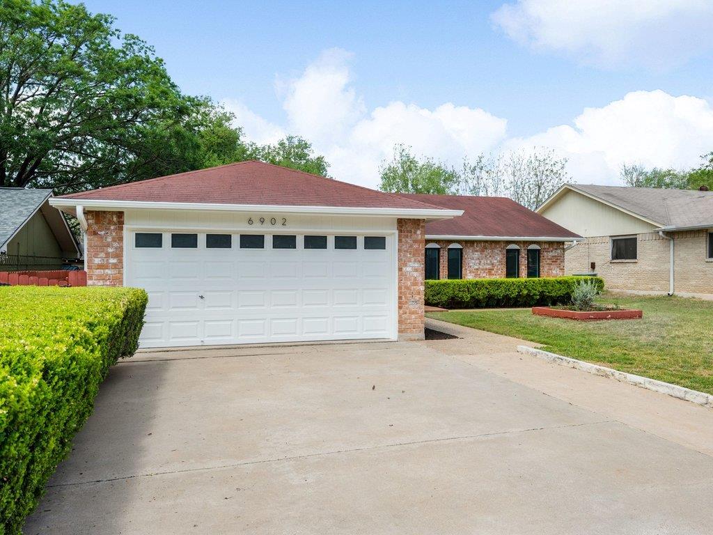 6902 Meadow Run Austin TX 78745