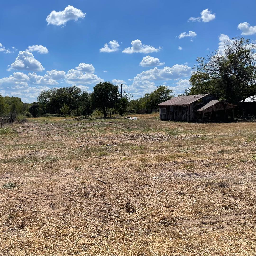 000 Young Road Smithville TX 78957