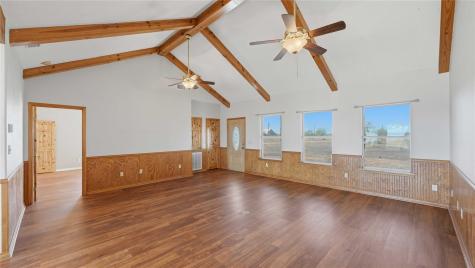 4355 SE River Road Martindale TX 78655