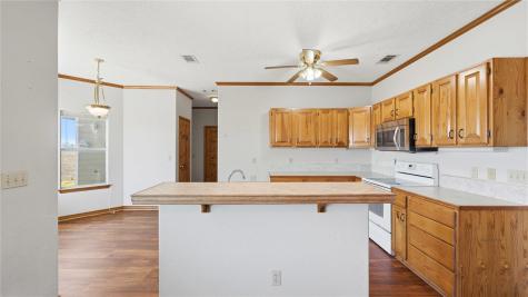 4355 SE River Road Martindale TX 78655