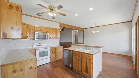 4355 SE River Road Martindale TX 78655