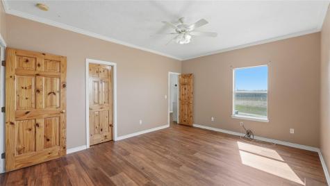 4355 SE River Road Martindale TX 78655