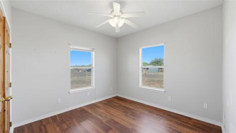4355 SE River Road Martindale TX 78655