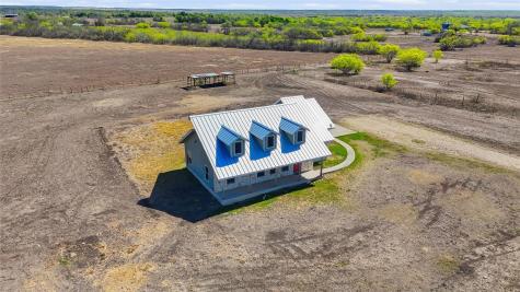 4355 SE River Road Martindale TX 78655
