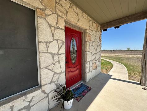 4355 SE River Road Martindale TX 78655