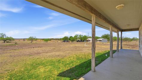 4355 SE River Road Martindale TX 78655