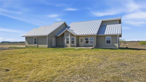 4355 SE River Road Martindale TX 78655