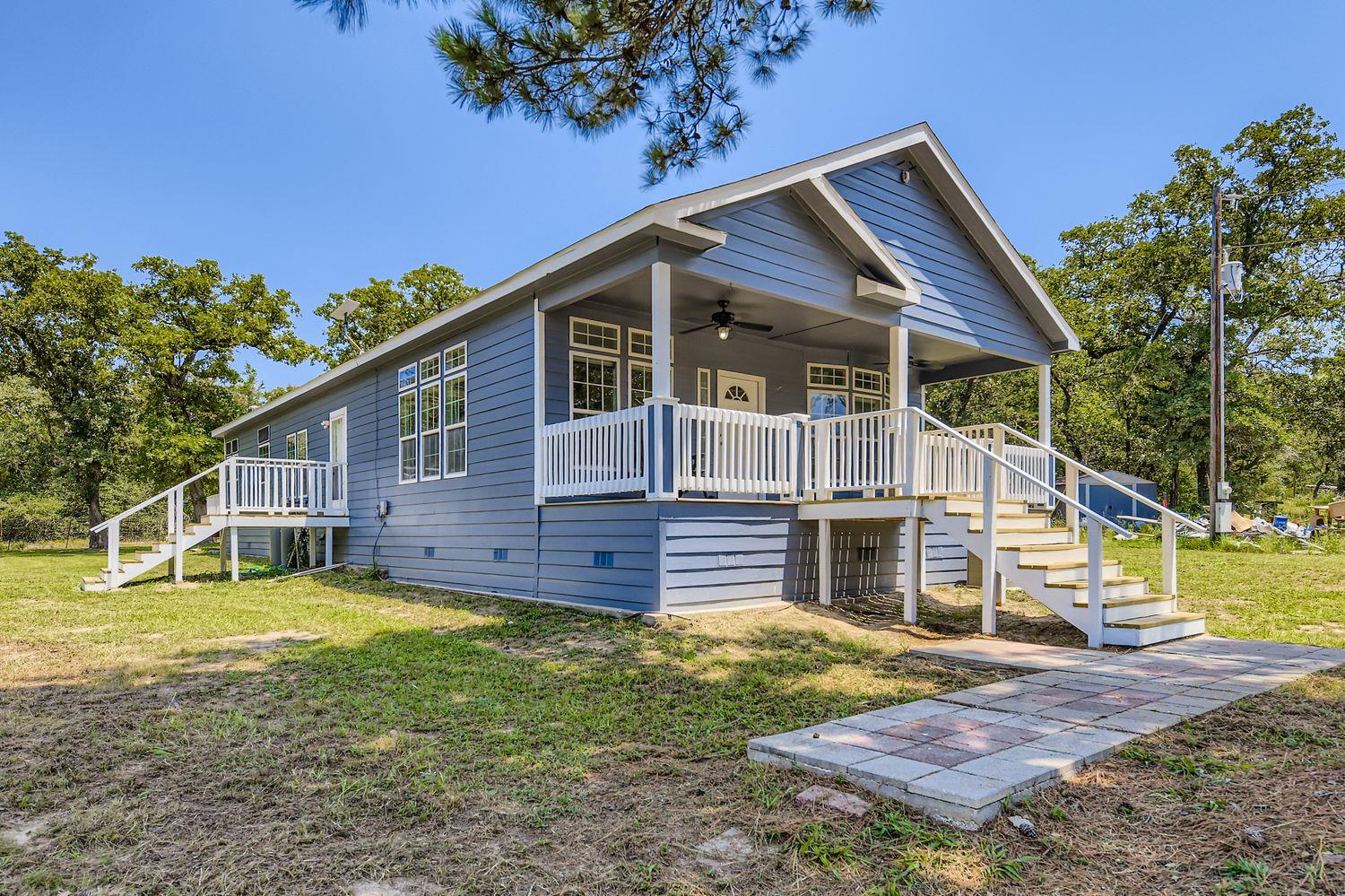 260 Dickerson Lane Elgin TX 78621