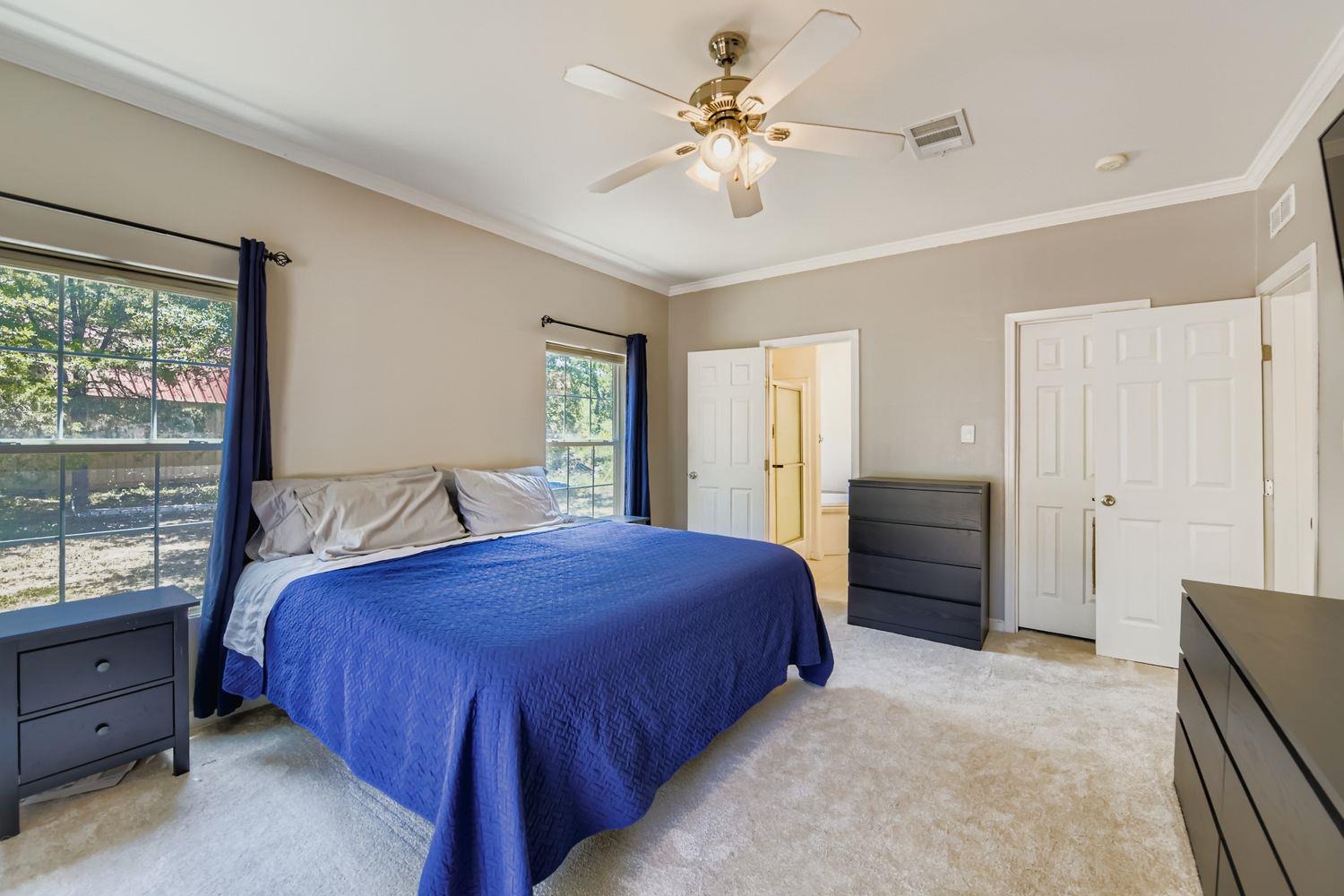 260 Dickerson Lane Elgin TX 78621