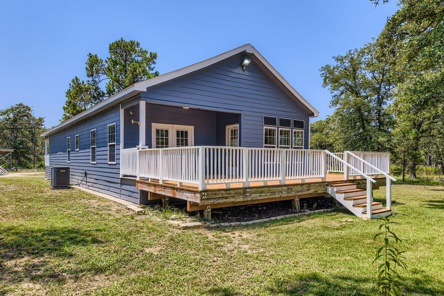 260 Dickerson Lane Elgin TX 78621