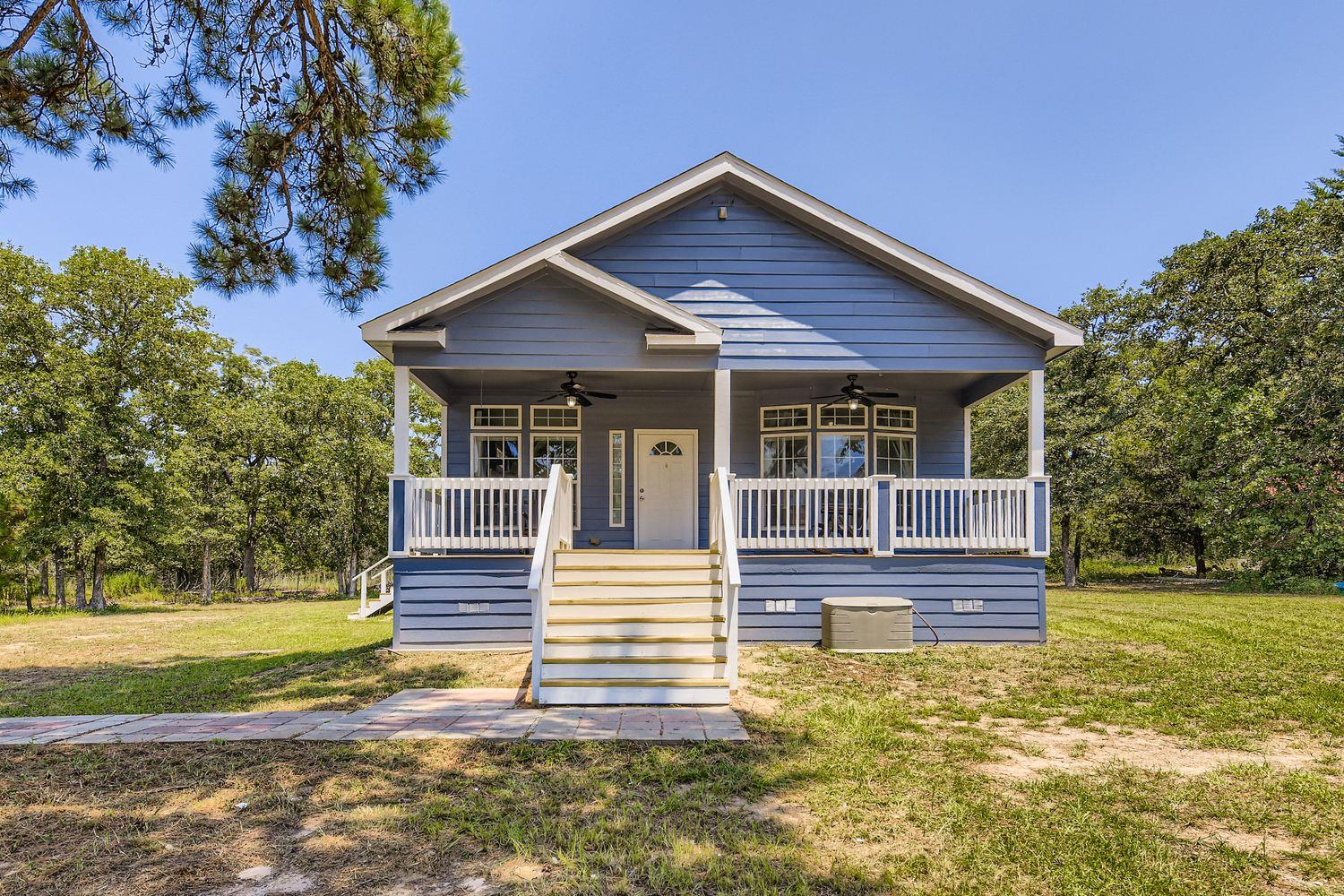 260 Dickerson Lane Elgin TX 78621