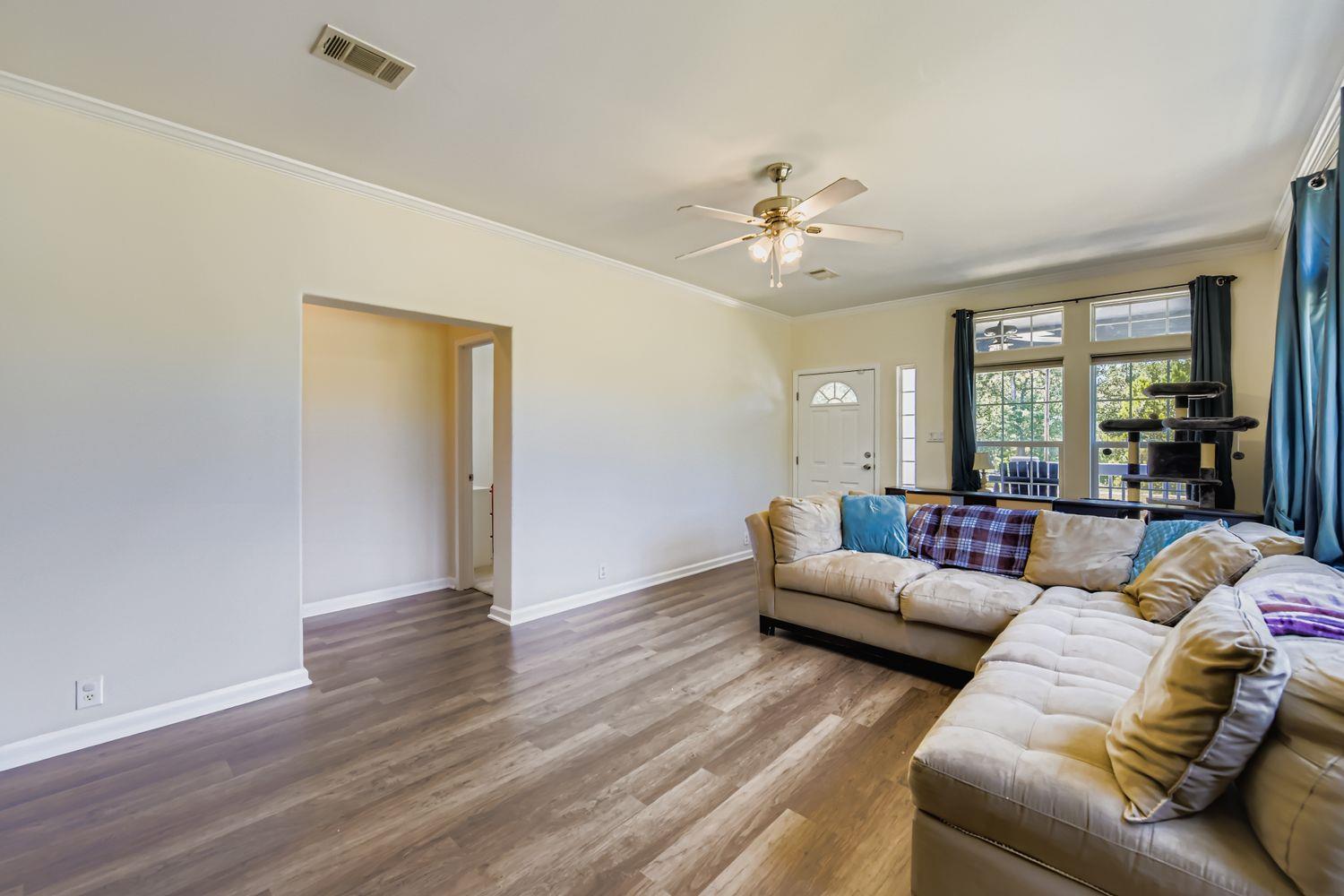 260 Dickerson Lane Elgin TX 78621