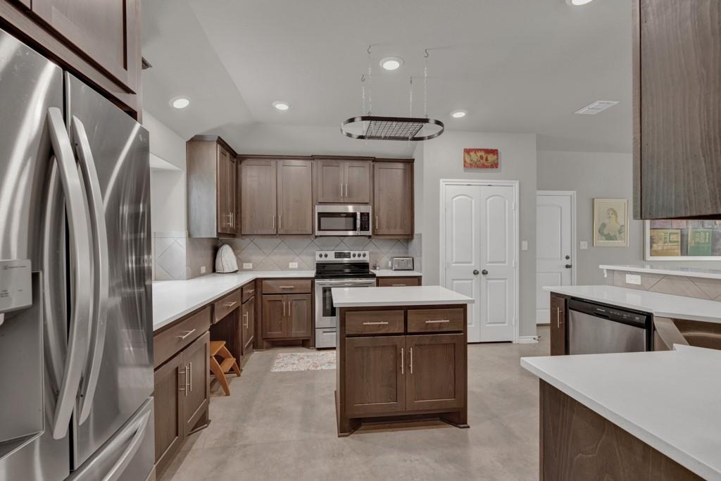 120 Sierra Way Canyon Lake TX 78133