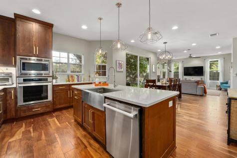 3302 Funston Street Austin TX 78703