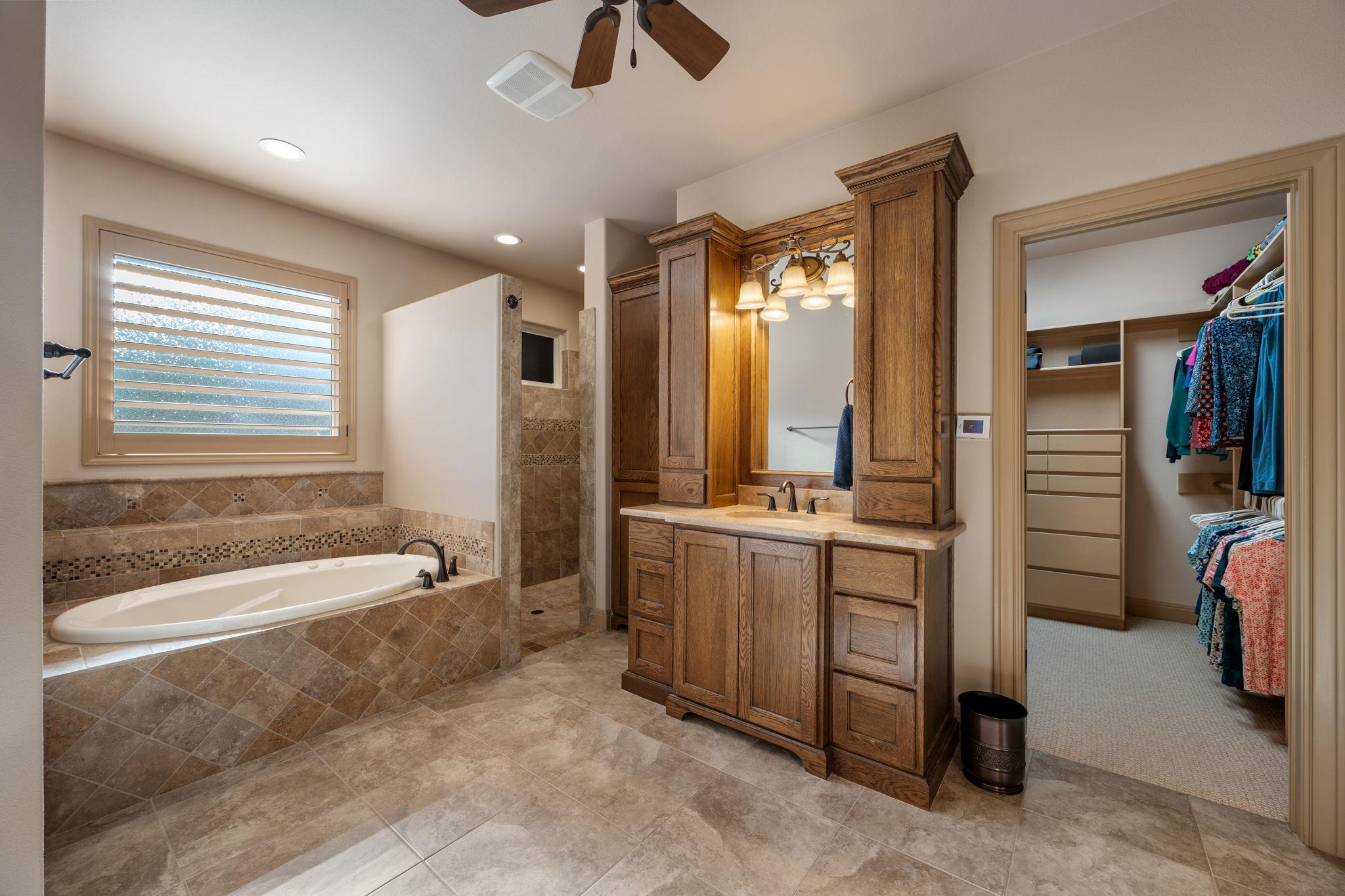 204 Overlook Court Georgetown TX 78628