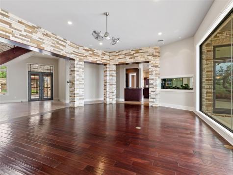 17807 Breakwater Drive Jonestown TX 78645