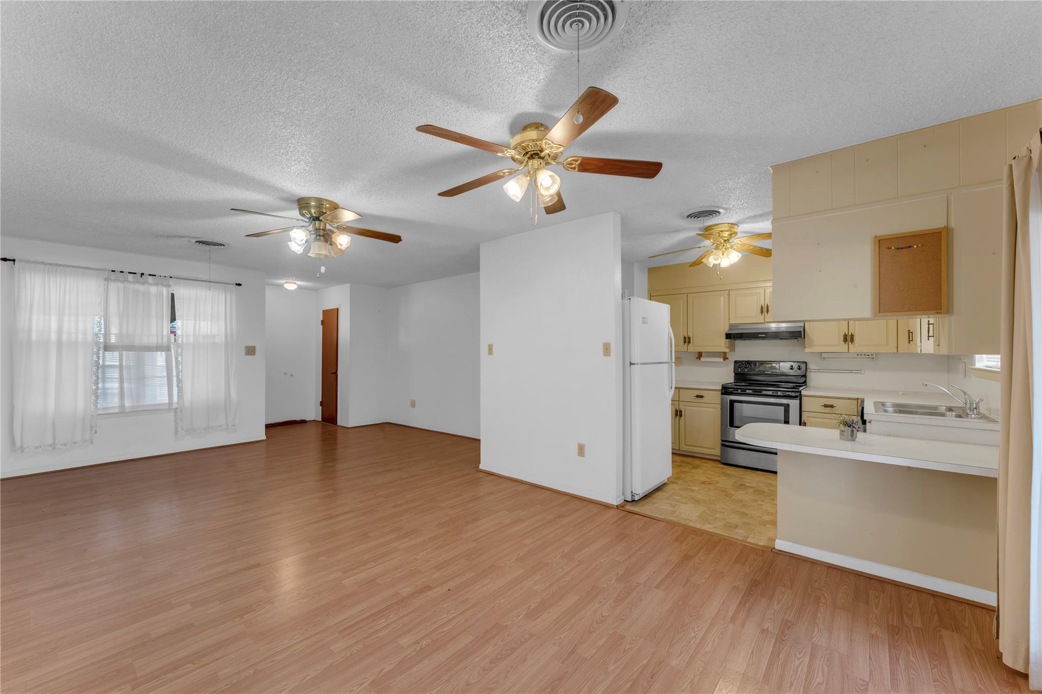 901 N Hill Street Burnet TX 78611