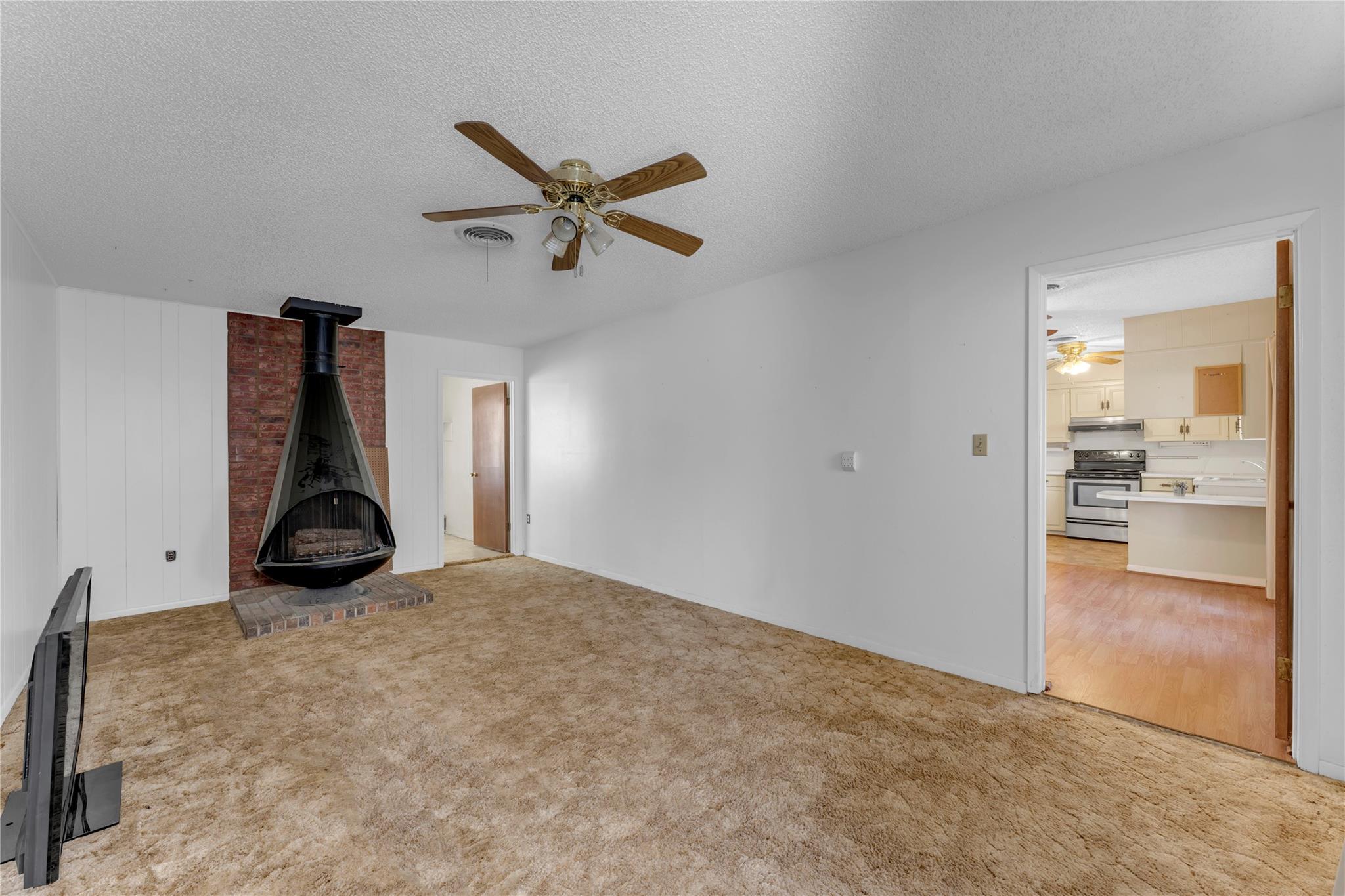 901 N Hill Street Burnet TX 78611
