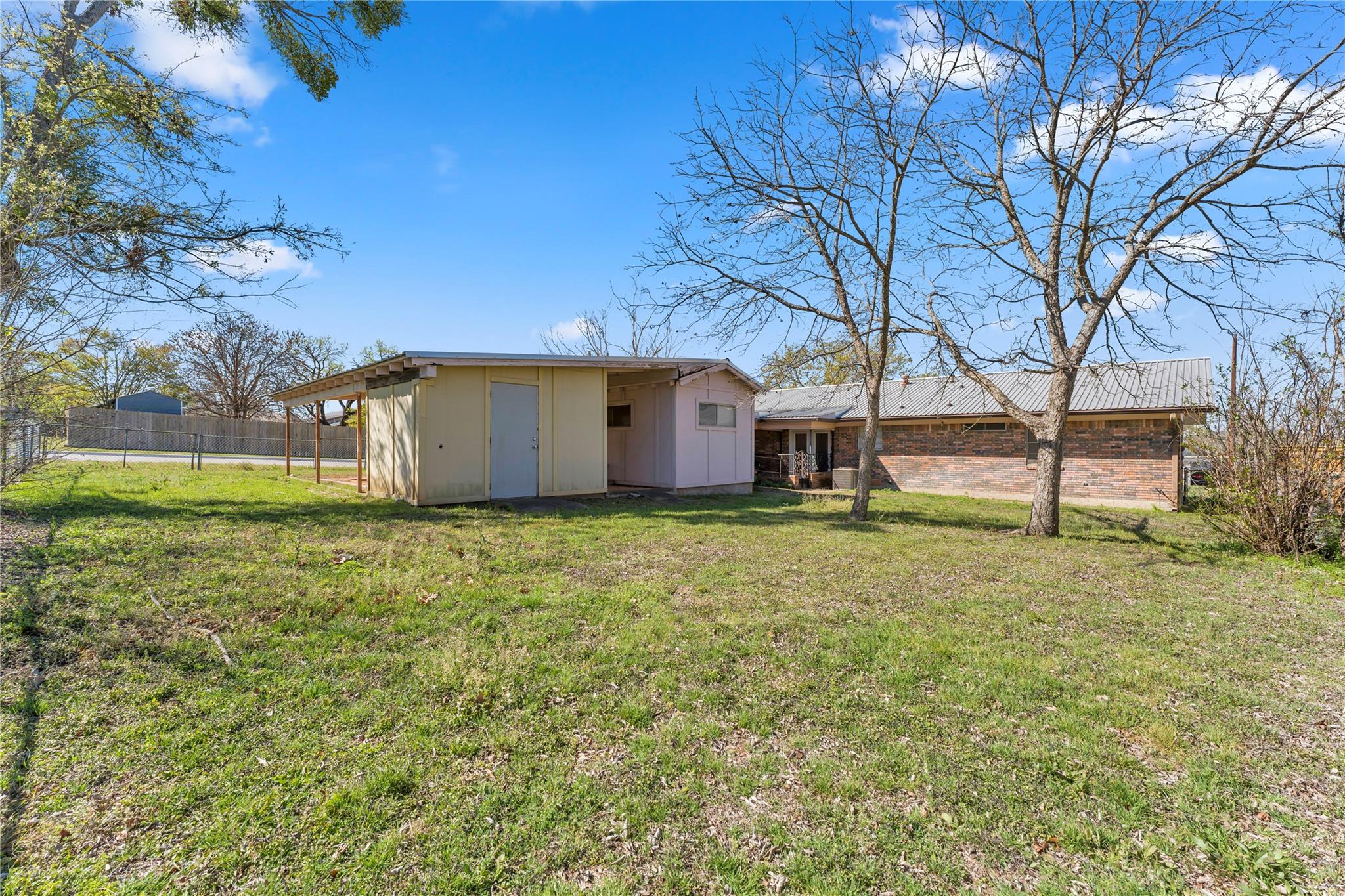 901 N Hill Street Burnet TX 78611