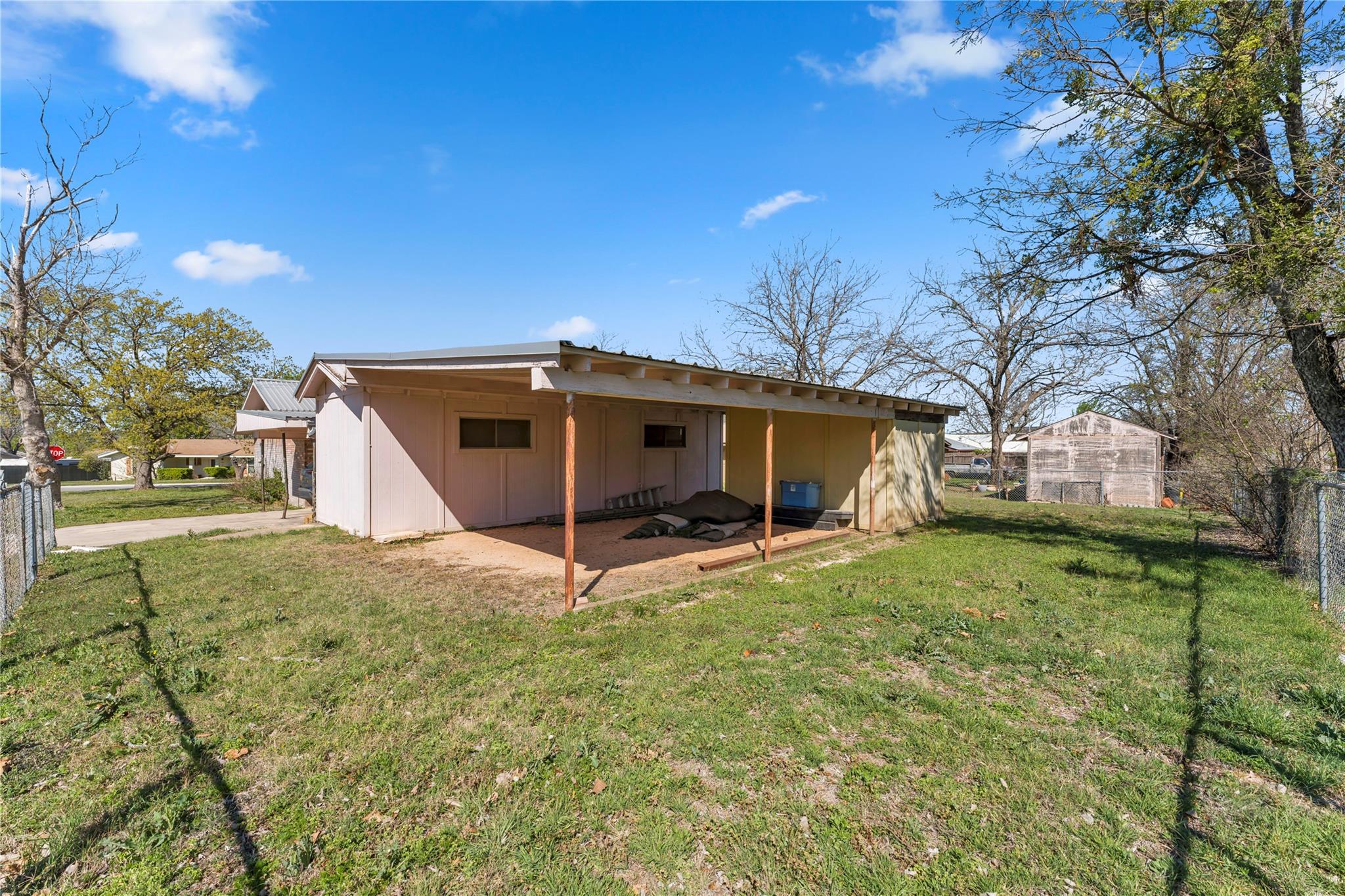 901 N Hill Street Burnet TX 78611